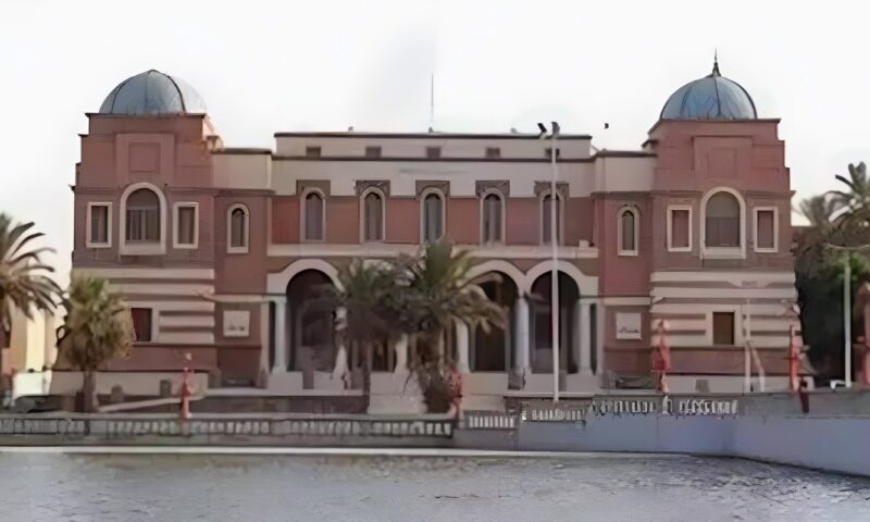 اقتحام مصرف ليبيا المركزي في طرابلس