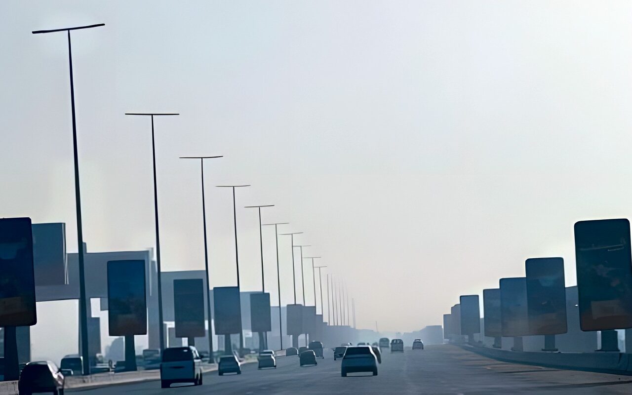 الشبورة تهدد الطرق الزراعية والسريعة صباحا.. ومركز المناخ يحذر المسافرين
