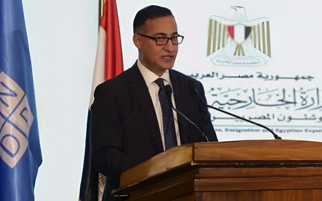 سفير مصر فى موسكو يناقش تعزيز العلاقات الثنائية مع نائب وزير الخارجية الروسى