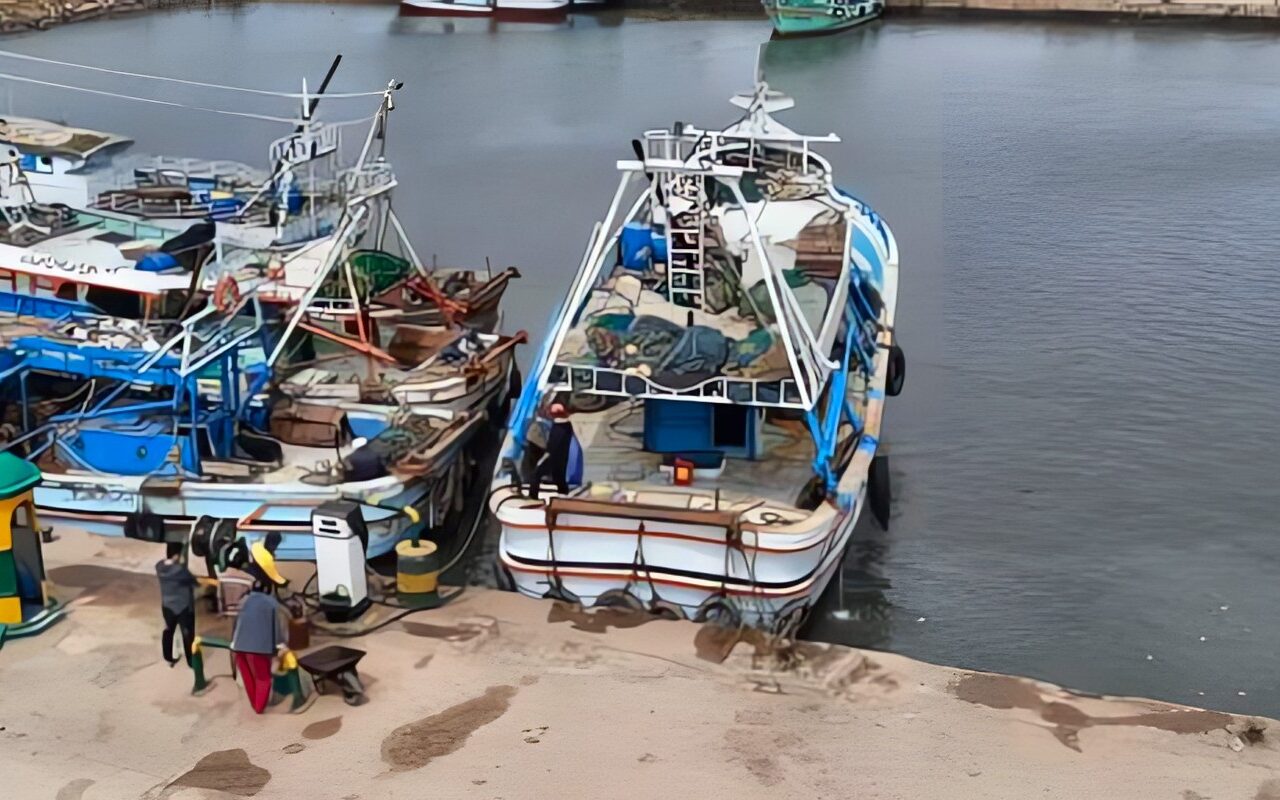 الحبس وغرامة تصل لـ500 ألف حال تعطيل أعمال الصيد بهذه الممارسات