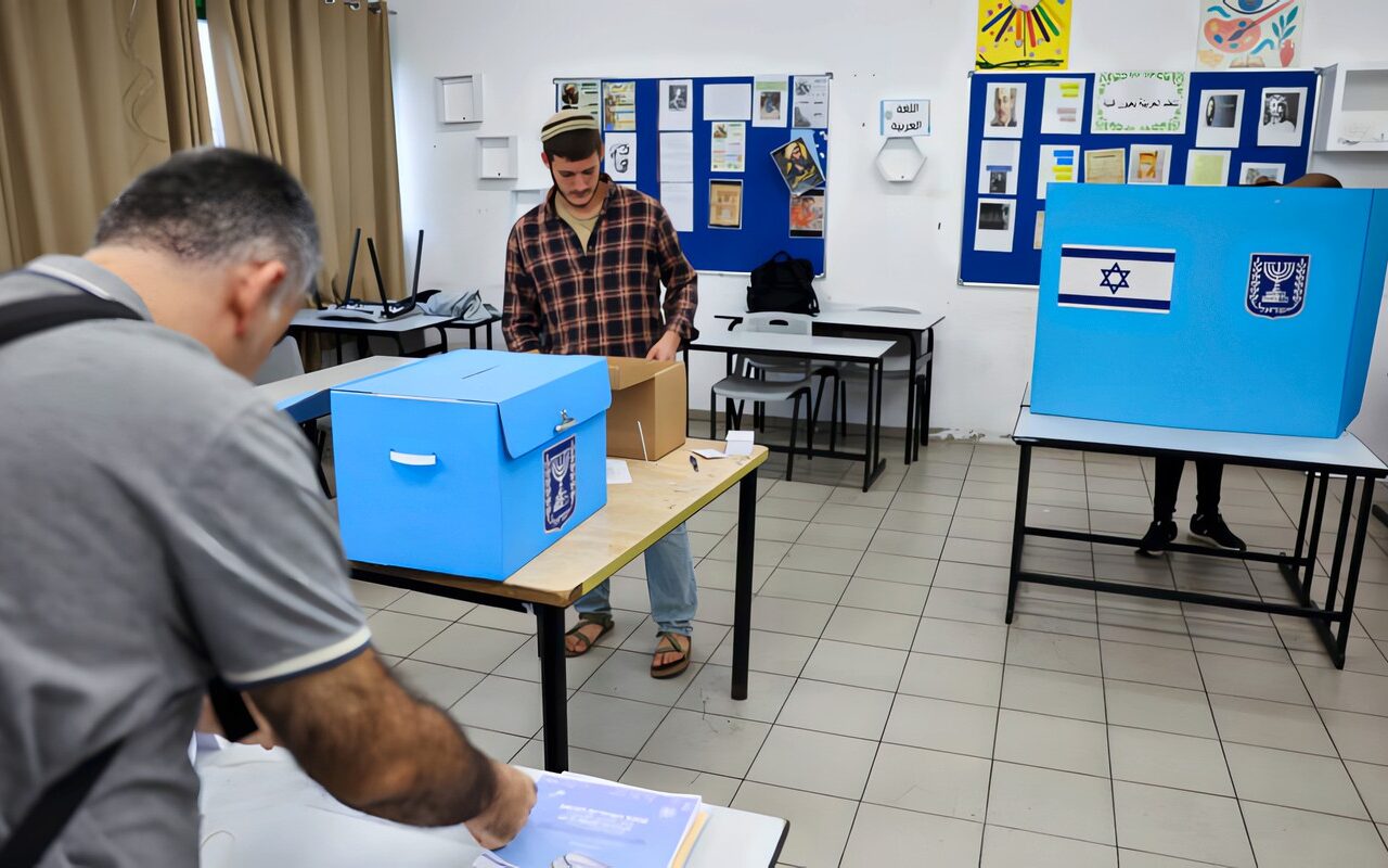 الانتخابات التشريعية الإسرائيلية: إقبال قياسي غير مسبوق ونتانياهو يطلب تمديد ساعات التصويت