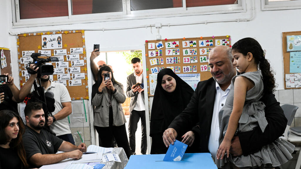 الانتخابات الإسرائيلية: هل سيكون للأحزاب العربية “صانعة الملوك” الدور الحاسم في تشكيل الحكومة؟