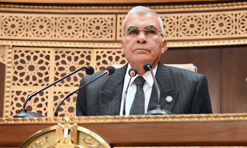الشيوخ يحيل طلبى مناقشة عامة بشأن تطوير بنك الاستثمار القومى للجنة الاقتصادية
