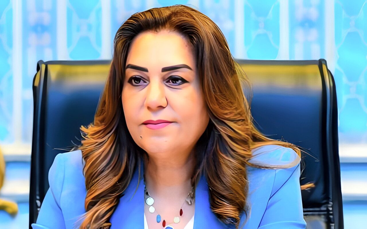 منال عوض: صدور قرار بتعيين عدد من رؤساء الإدارات المركزية بالديوان العام