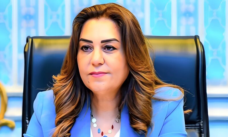 منال عوض: صدور قرار بتعيين عدد من رؤساء الإدارات المركزية بالديوان العام