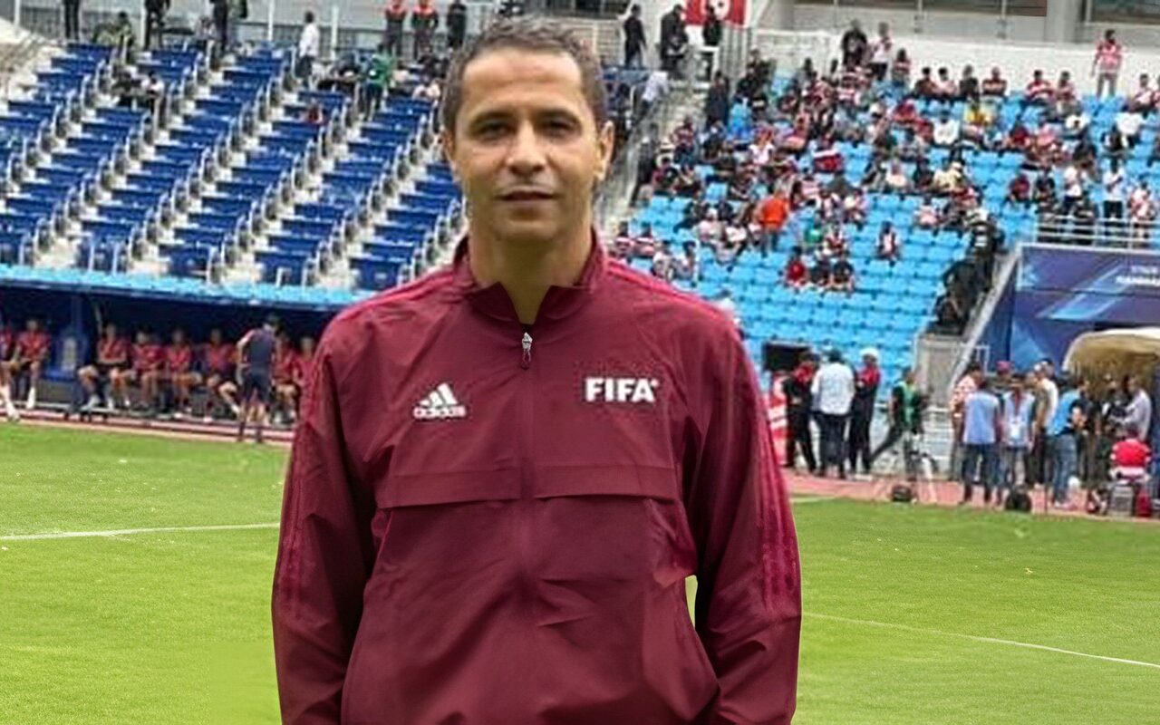 محمود عاشور: هدفا الأهلى صحيحان والزمالك له ركلة جزاء.. وهذه كواليس استقالتى
