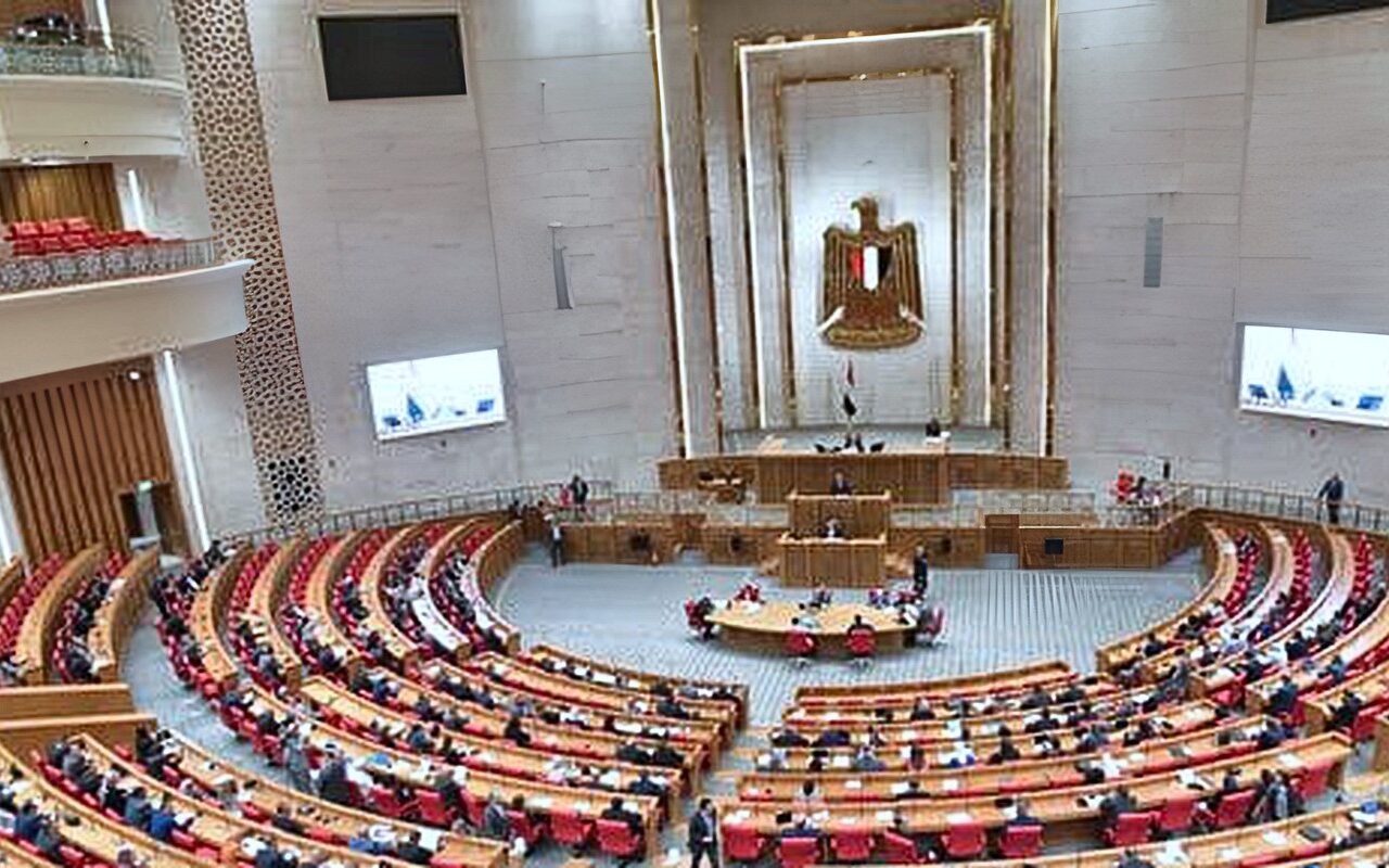 اللجنة الفرعية لدراسة مشروع قانون الإدارة المحلية الجديد تستمع لـ 4 محافظين