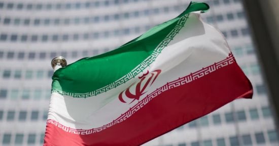 البرلمان الإيراني يصدق على تعيين مهرداد أخلاقي وزيرا للدفاع