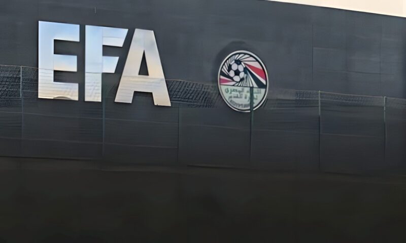 اتحاد الكرة يقرر منع الأندية من الاستماع لمحادثات الـVAR هذا الموسم
