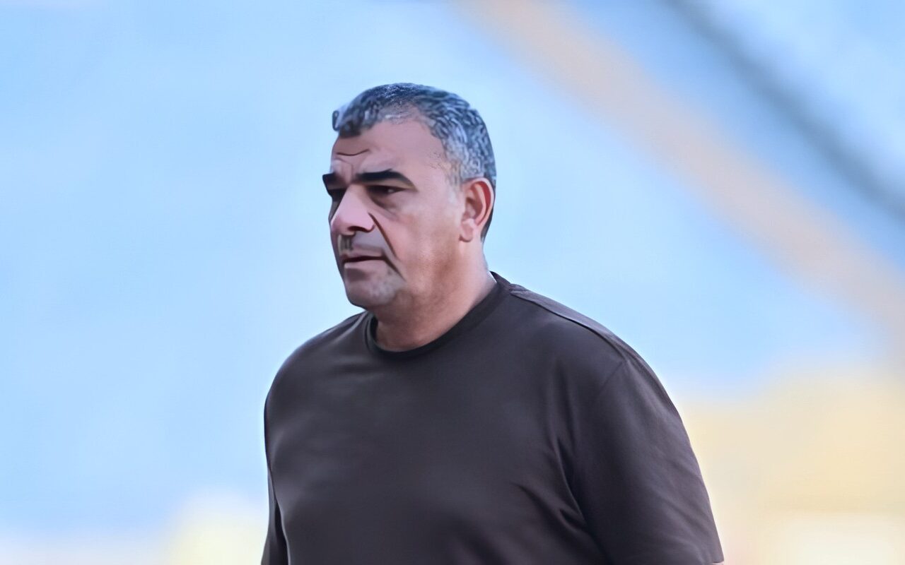 الجمل يحذر لاعبى الاتحاد من تكرار الأخطاء أمام الطلائع ويهدد المقصرين بالدكة