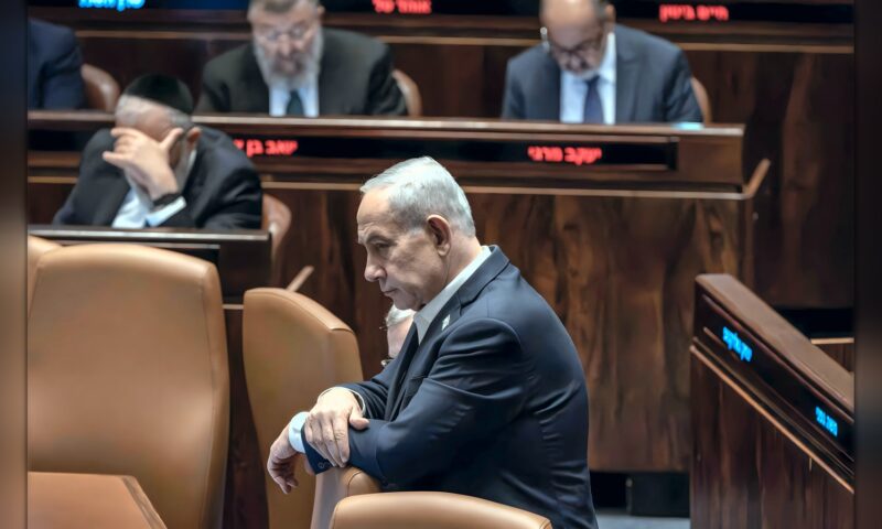 إما بإشعال الضفة أو إيران… نتنياهو الفزع المتخبط: لن أجلس على كرسي المعارضة