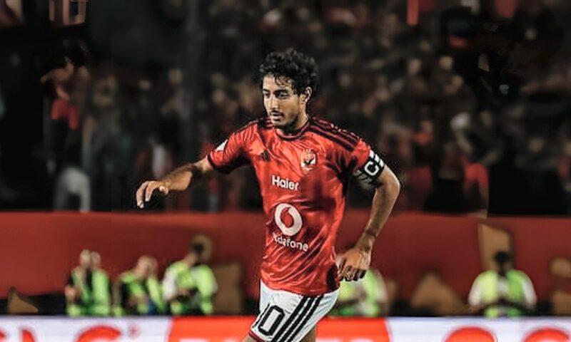 الأهلى يستعد لعقد جلسة حاسمة مع محمد هانى لتجديد العقد