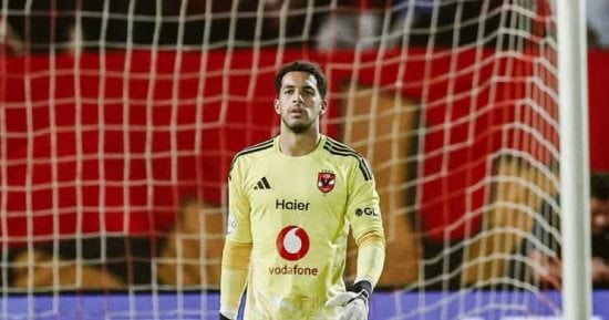 مصطفى شوبير يعود لحماية عرين الأهلى أمام القناة فى الدوري