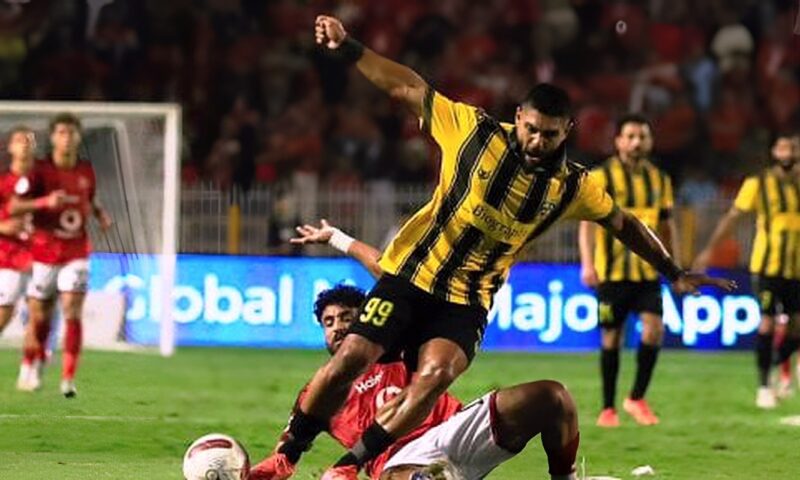 المقاولون العرب يتقدم 1-0 على الشرقية إنبى فى الشوط الأول بالدورى