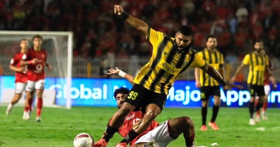 المقاولون العرب يتقدم 1-0 على الشرقية إنبى فى الشوط الأول بالدورى