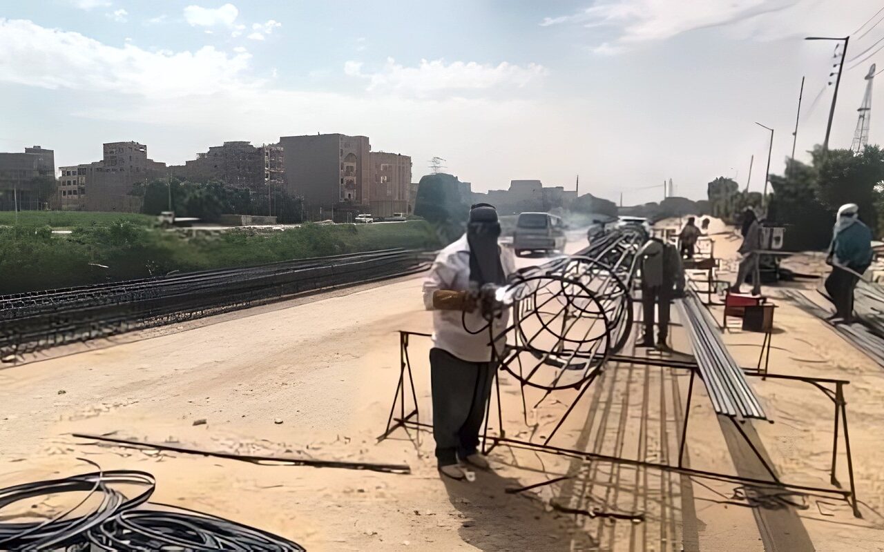 قانون العمل الجديد ينظم ساعات العمل والراحة ويحدد أجر التشغيل الإضافي