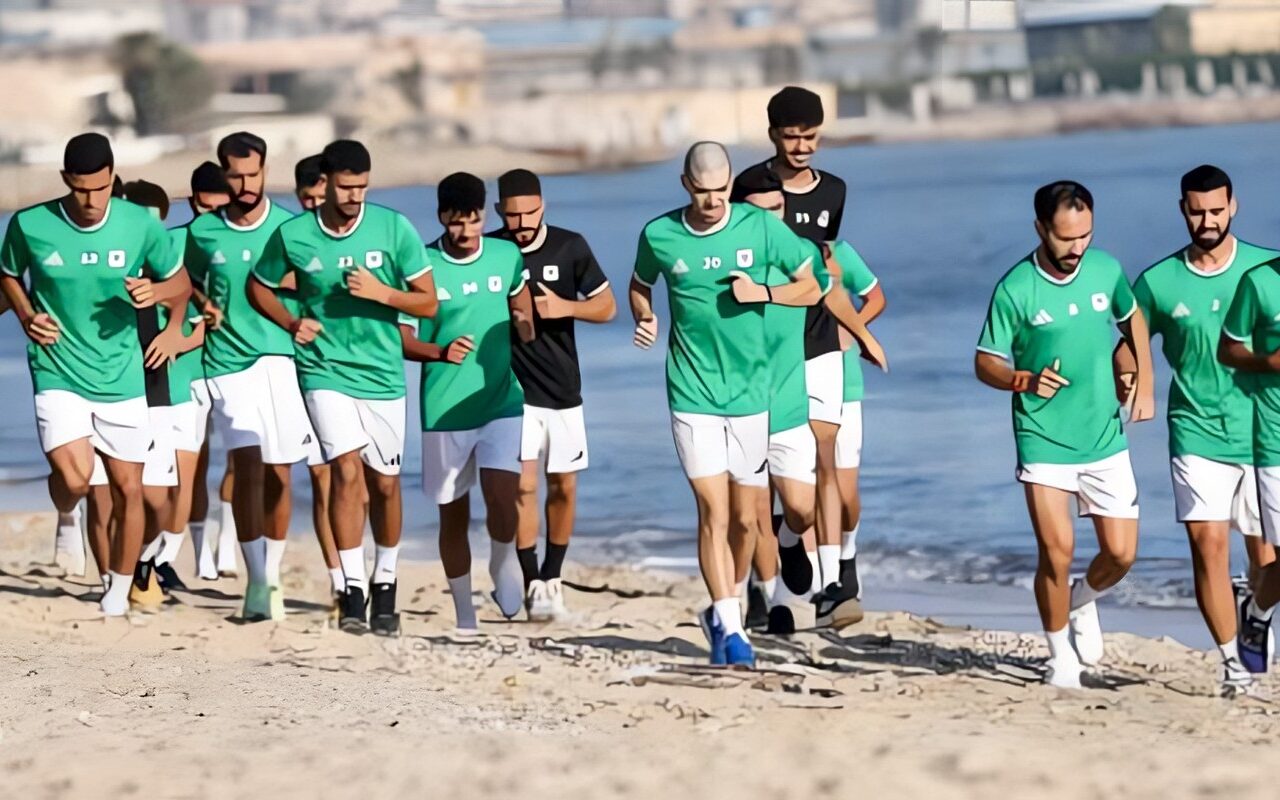 أحمد سامي يمنح لاعبي المصري راحة 24 ساعة بعد التعادل مع البنك الأهلي