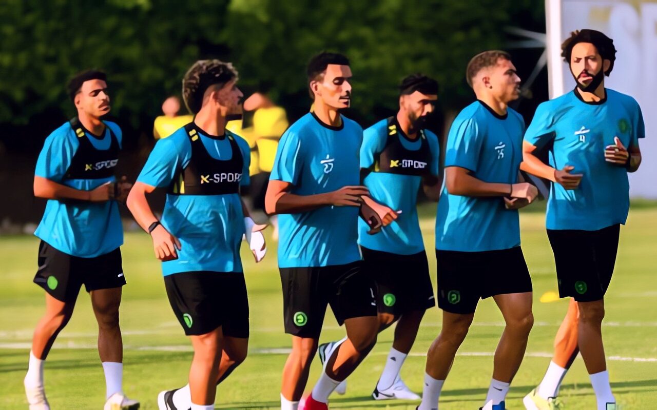 اللمبي وكابوريا وهداف الدورى في تشكيل مودرن لمباراة الأهلي