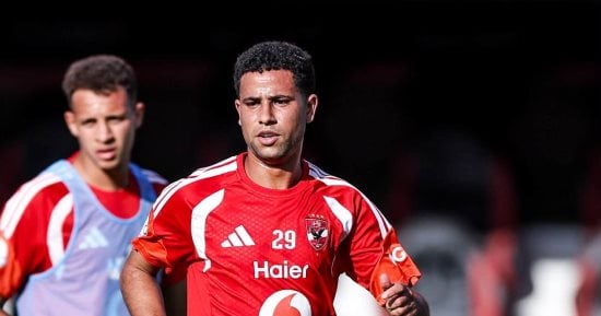 مصدر بالأهلى: كيف نفكر فى لاعب أجنبى والقائمة مكتملة؟