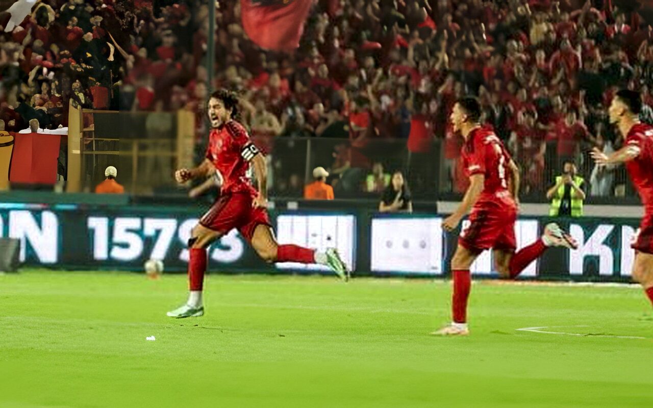 الأهلي يستعرض كواليس إسقاط الزمالك.. «سيطرة حمراء في ليلة الديربي» ..فيديو