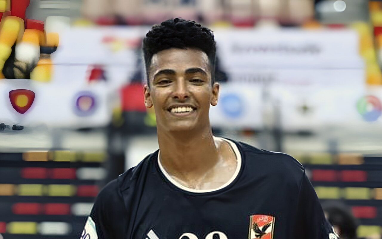 شيكا أفضل لاعب في مباراة الأهلى وكينشاسا ببطولة أفريقيا للأندية لكرة اليد