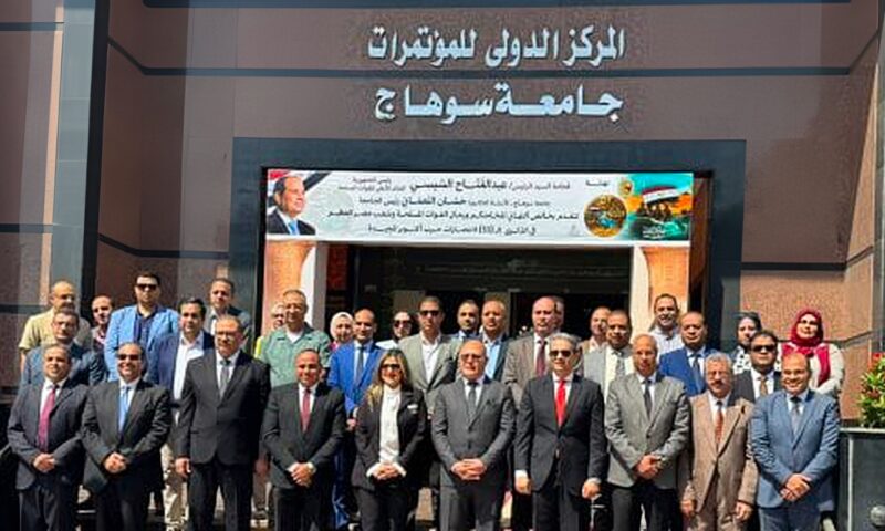 نقيب الإعلاميين: وعي الشباب المصرى رهاننا فى مواجهة محاولات التلاعب بالأفكار
