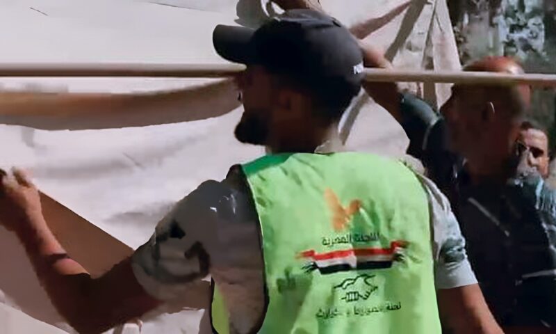 اللجنة المصرية تنشئ مخيم إيواء للعائلات المتضررة من القصف فى غزة