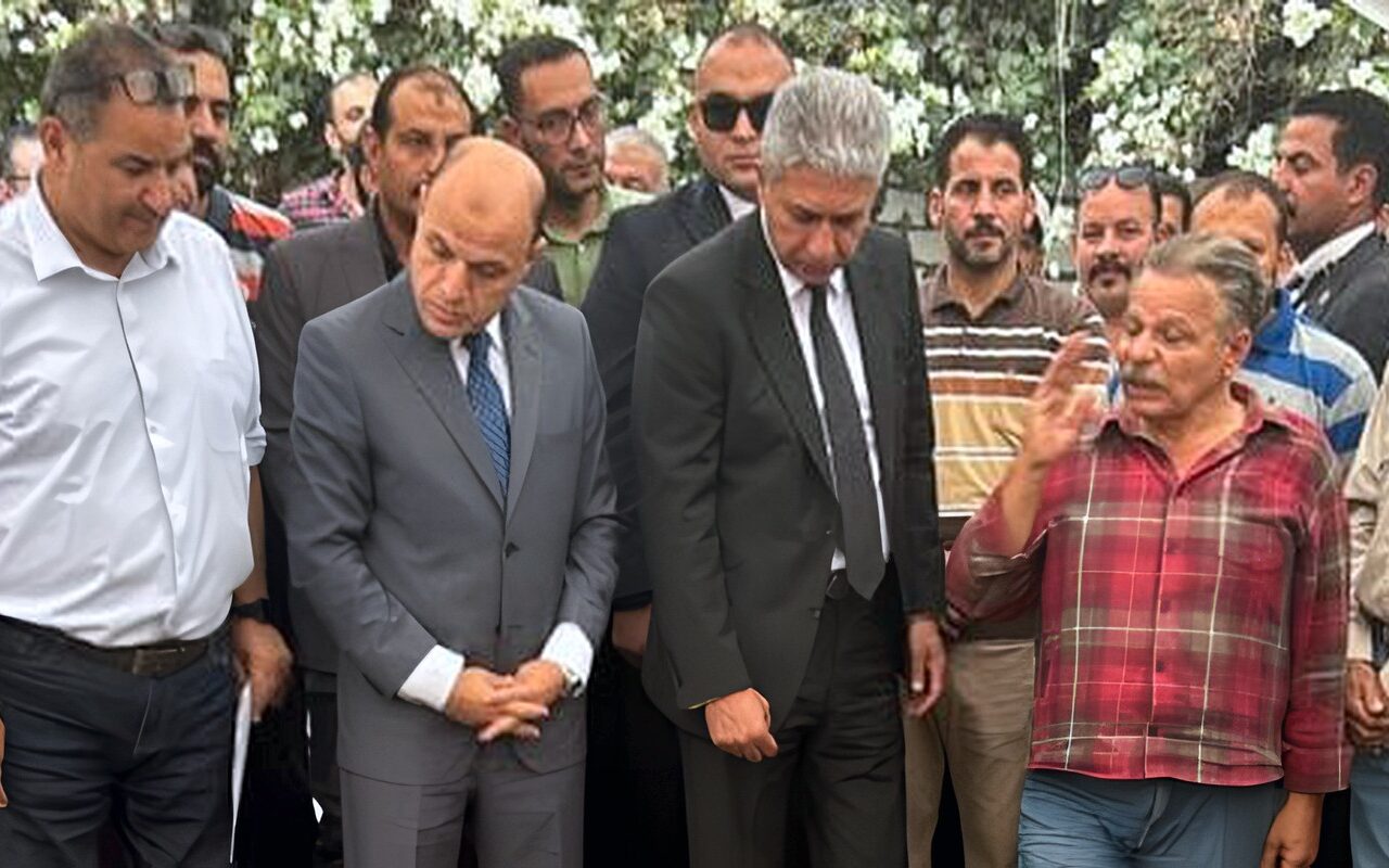 وزير السياحة يصل قرية بهبيت الحجارة بالغربية ويتفقد موقع اكتشاف تمثالى رمسيس