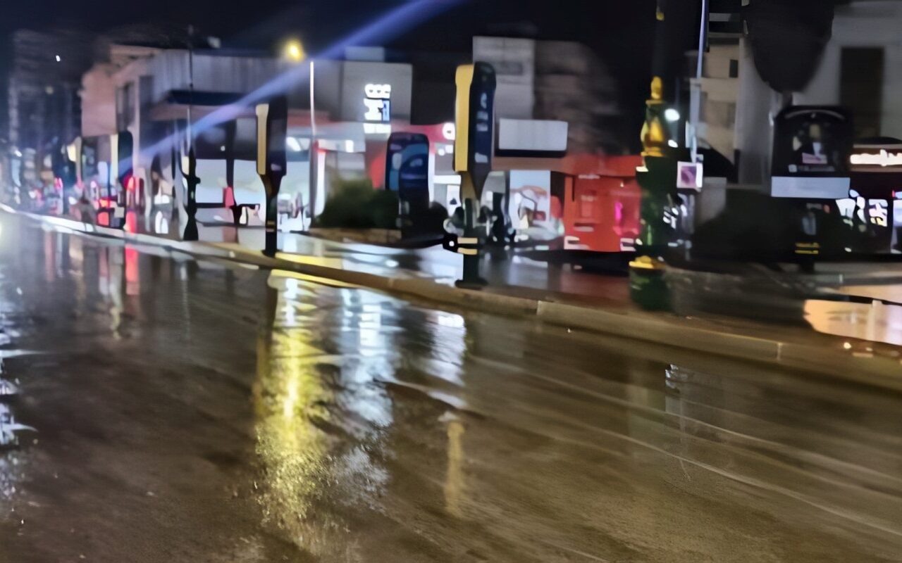سحب رعدية وأمطار الآن على هذه المناطق.. الأرصاد تحذر من حالة الطقس