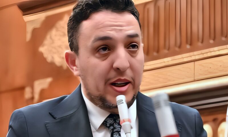 مصطفى أبو زهرة: استقرار الوطن على رأس الأولويات ودعم الأشقاء موقف راسخ