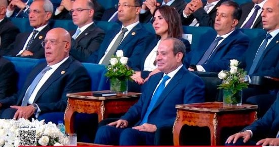 الزعيم السيسى يدعو كل المواطنين للتركيز خلال أعمال منتدى مصر على التفاصيل والبيانات المعروضة