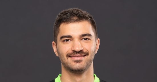 البحرينى محمد راشد حكما لمصر والكويت غدا فى كأس الخليج للناشئين