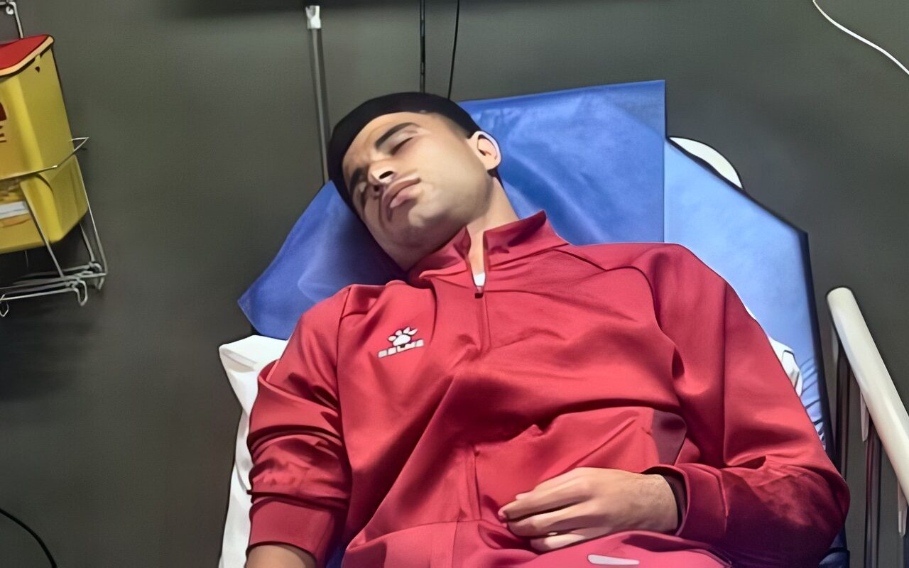 محمد عواد يزور أحمد خالد في الإسكندرية للاطمئنان عليه بعد إصابته أمام الزمالك
