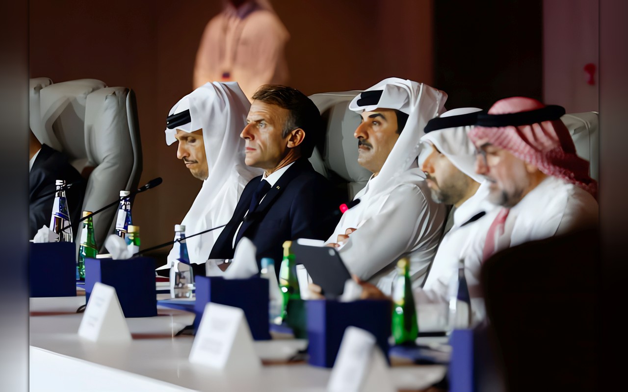 قطر وفرنسا: يجب التوصل لحل سلمي بشأن إيران ونرفض أي ضم للضفة الغربية