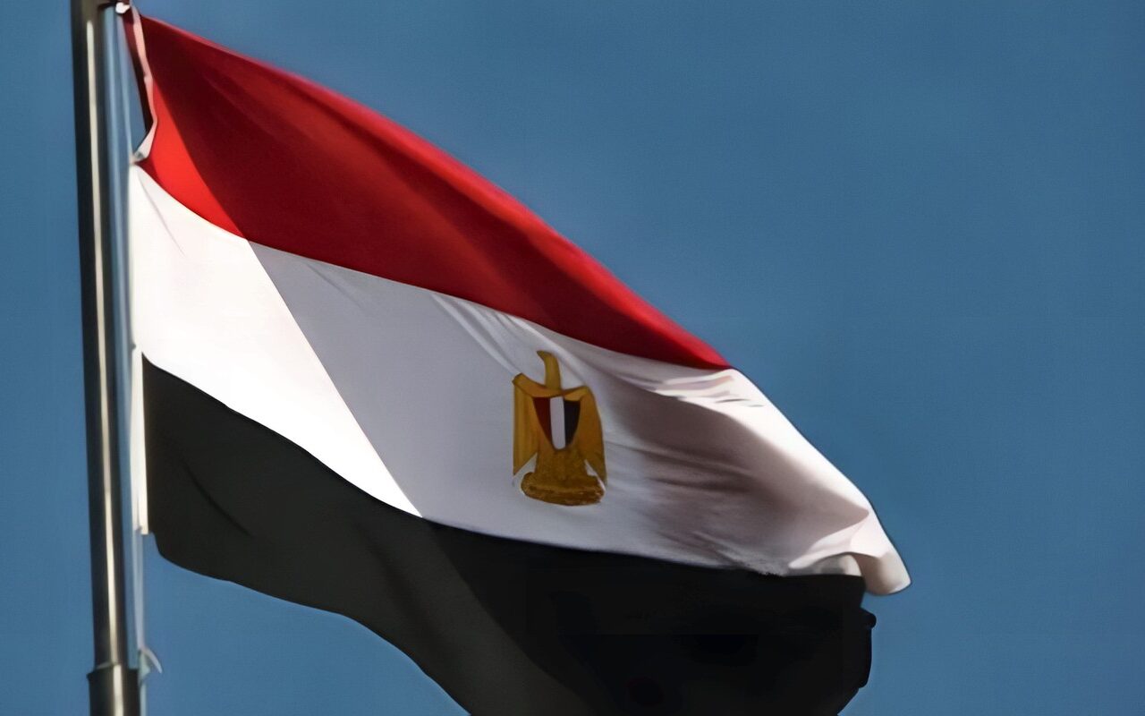 الفريق صدام حفتر نائب القائد العام يلتقي الوزير حسن رشاد رئيس جهاز المخابرات العامة المصرية في القاهرة