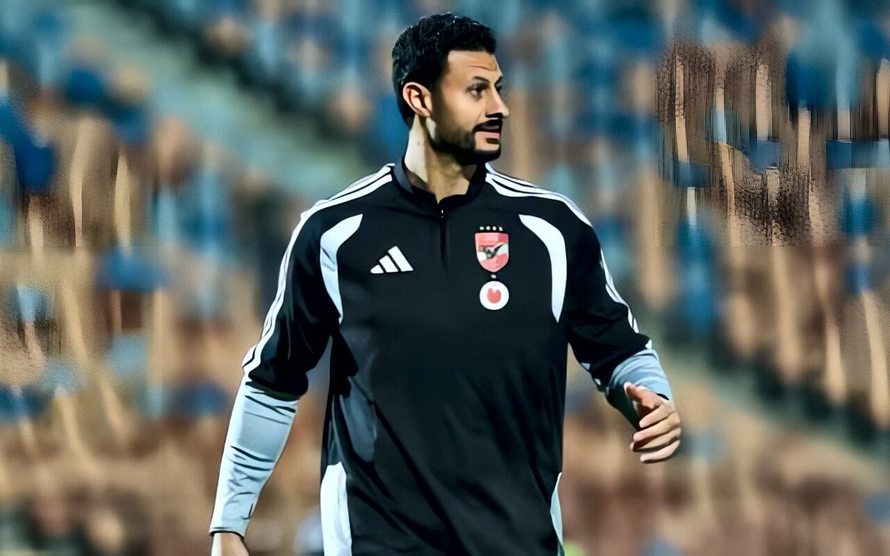 محمد الشناوي يعود لحراسة مرمى الأهلي أمام كيتارا في الكونفدرالية