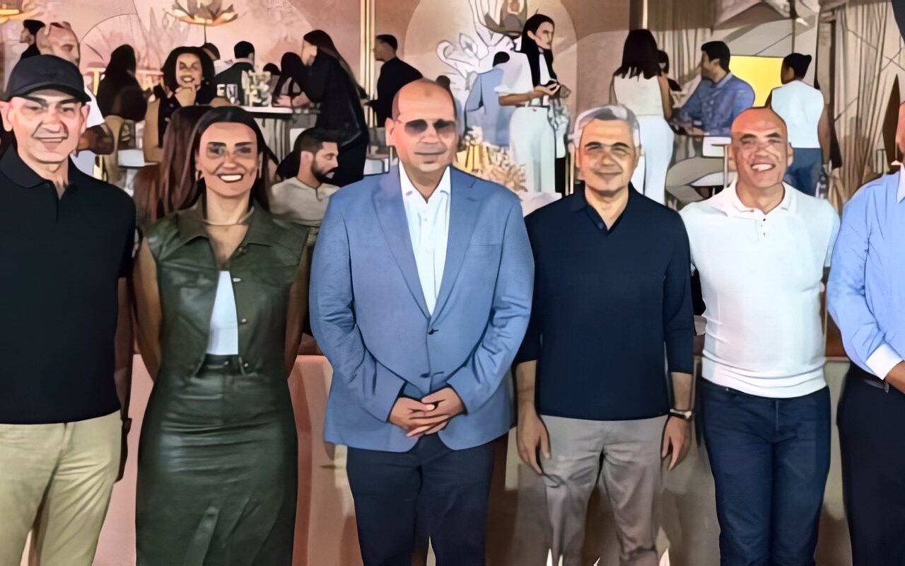 إدريس يهنئ شاكر والدهان.. والفروسية تكتب فصلا مبهرا من عظمة الجمهورية الجديدة