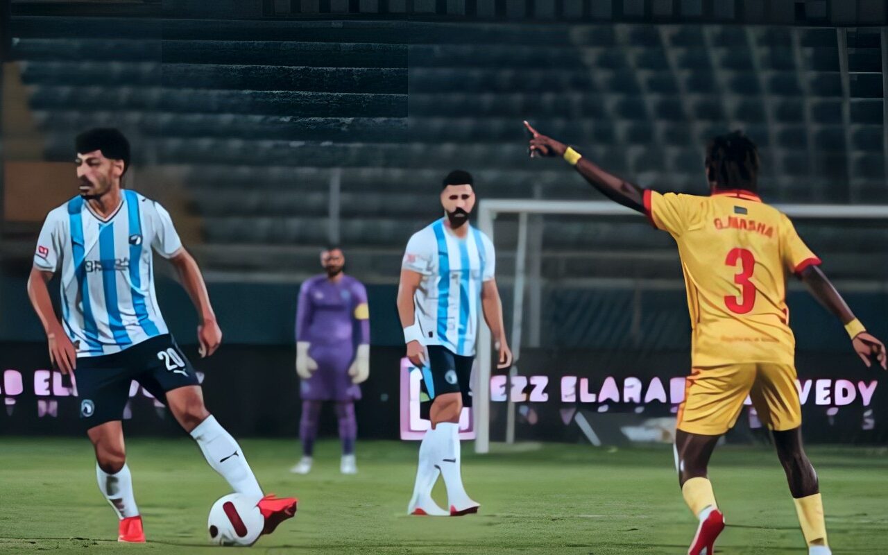 الشوط الأول.. بيراميدز يتقدم على المريخ بنتيو بثلاثية مجدى وفتحى