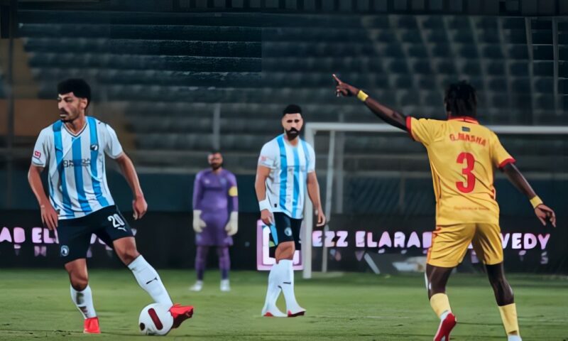 الشوط الأول.. بيراميدز يتقدم على المريخ بنتيو بثلاثية مجدى وفتحى