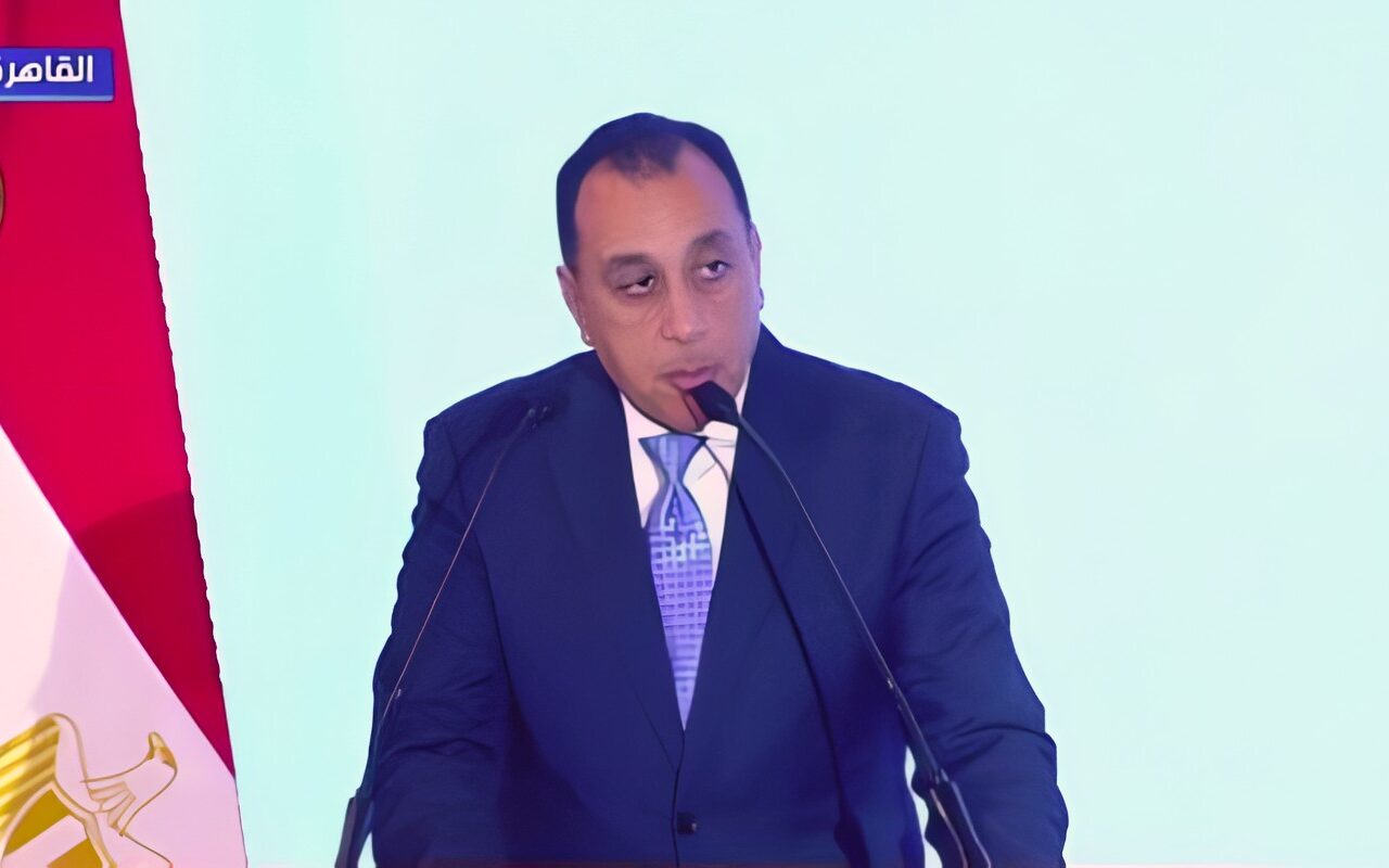 رئيس الوزراء يشهد غدا التوقيع على مشروعات شراكة بين الدولة والقطاع الخاص