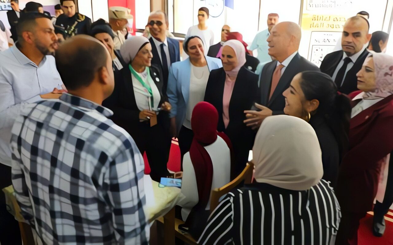 محافظ القاهرة يشهد ملتقى لتوفير 1500 فرصة عمل لخريجي التعليم الفني