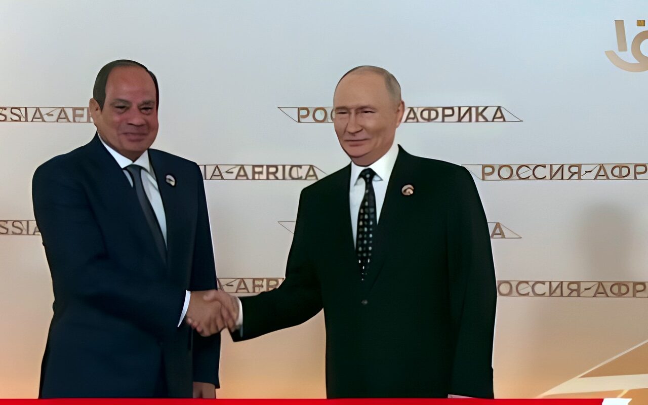 الرئيس الروسي يستقبل فخامة الرئيس السيسي فى قصر الكرملين