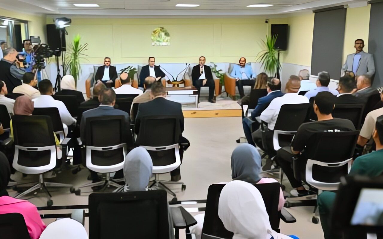 رئيس الوزراء لطلاب الجامعات: لا ندعي النجاح في حل جميع المشكلات وأمامنا تحديات عديدة