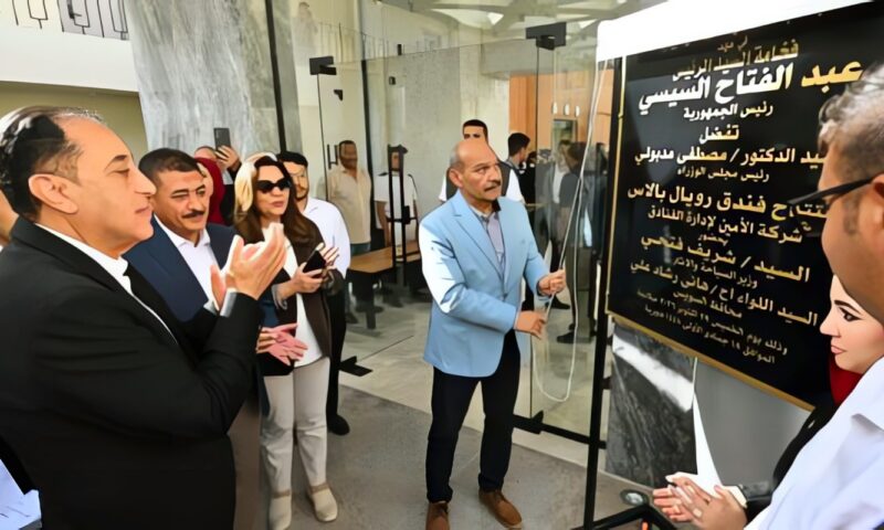فى ختام جولته بالمحافظة: رئيس الوزراء يفتتح فندق “رويال بالاس” بمحافظة السويس