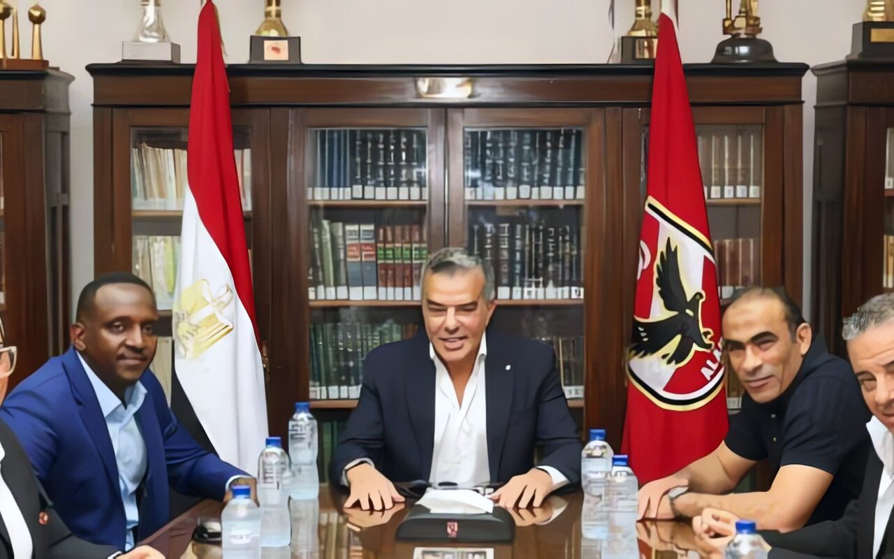 خالد مرتجي يستقبل رئيس رابطة الأندية الإفريقية لبحث سبل التعاون مع الأهلي