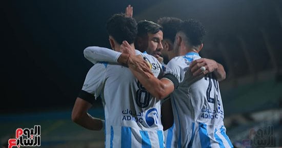 بيراميدز يواصل سلسلة انتصاراته ويؤمن قمة الدوري بثنائية أمام وادي دجلة