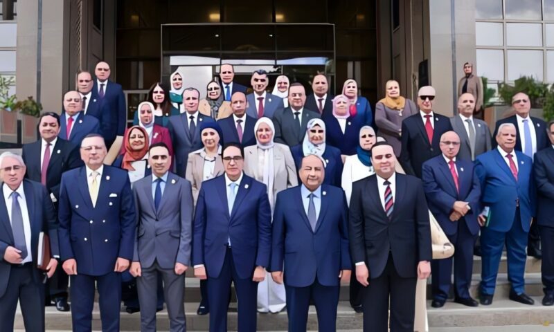 مجلس جامعة القاهرة: خفض المسافة الجغرافية للقبول بالسكن في المدن الجامعية