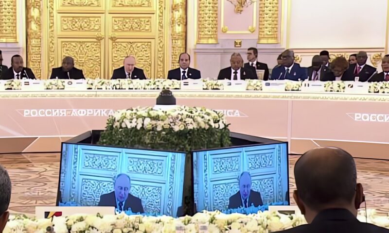 أرقام التجارة ومشروعات الطاقة تكشف عن تطور علاقات مصر وروسيا.. تقرير يرصد