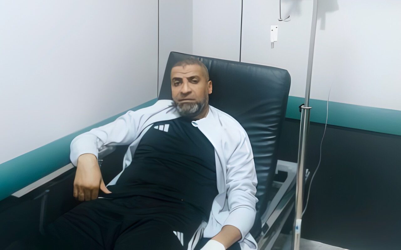 جمعة مشهور لليوم السابع: الأطباء قرروا حجزى بالمستشفى رغم سلامة الفحوصات.. فيديو