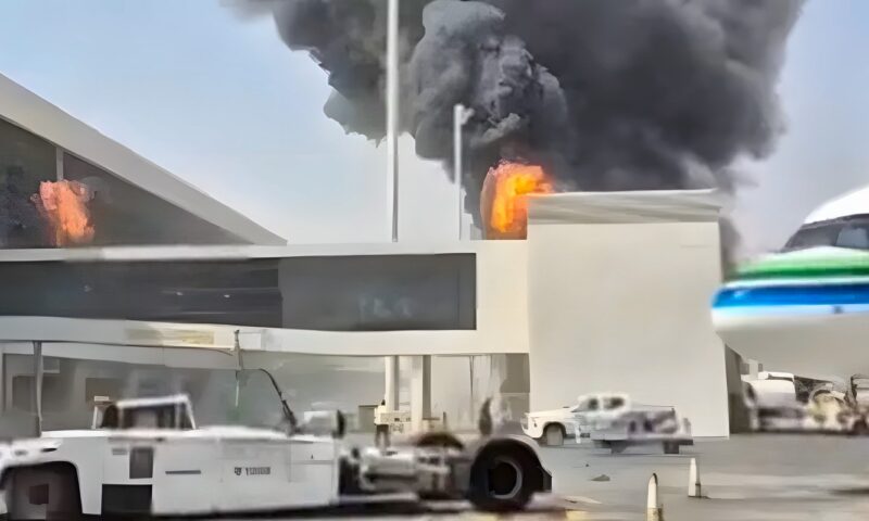 بعد وقوع انفجار.. رويترز: إصابات واستنفار لسيارات الإسعاف بمطار الرياض الدولي